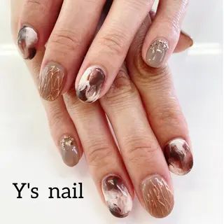 ネイル 手書きが得意🖌️ Y’s  nailのネイルデザイン