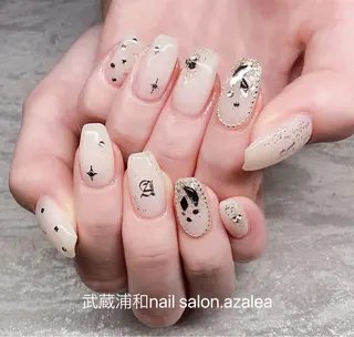 ネイル R inのネイルデザイン