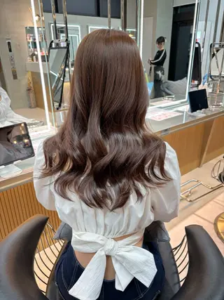 ミディアム カラー 【美髪矯正】 吉村　清志のヘアスタイル