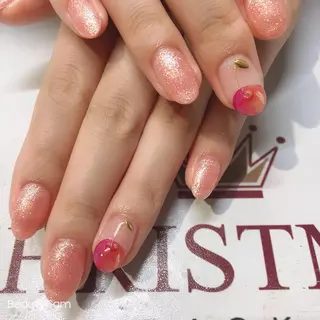 ネイル Guarendo錦糸町店所属・ガレンドウ 白澤 愛子のネイルデザイン