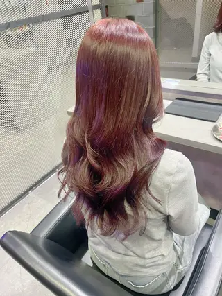 ロング カラー 伊藤 由妃乃のヘアスタイル