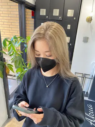 セミロング カラー 🌻Insta指名 NO.1🌻Shoのヘアスタイル