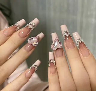 ネイル ネイルサロン Jasmine 池袋東口所属・YU RIのネイルデザイン