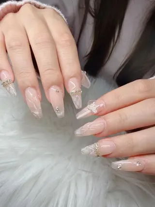 ネイル Lee Nailsのネイルデザイン