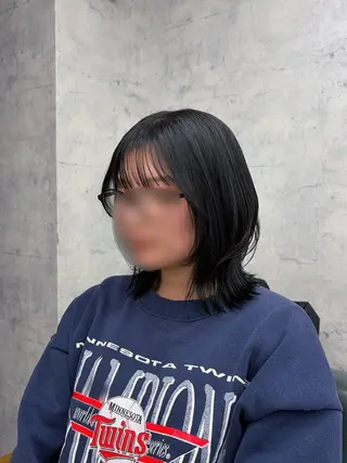 ミディアム カラー limitみづき🌙 ブリーチカラーのヘアスタイル