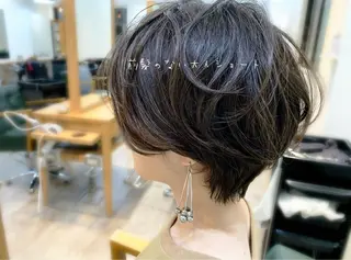 ショート カラー 前田 健太のヘアスタイル