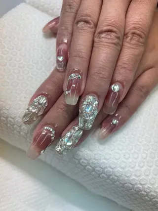 ネイル Maki nailsalon所属・北山 絵莉のネイルデザイン