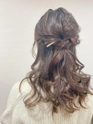 ヘアアレンジ GRANLUSSO 〜グランルッソ駅前店所属・木口 嘉美のヘアスタイル