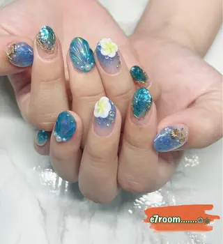 ネイル 江口 佳奈のネイルデザイン