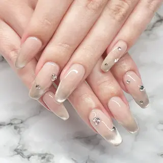 ネイル Me19🕊️‎🤍 yuriのネイルデザイン