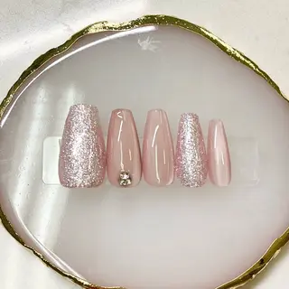 ネイル Queeens nailのネイルデザイン