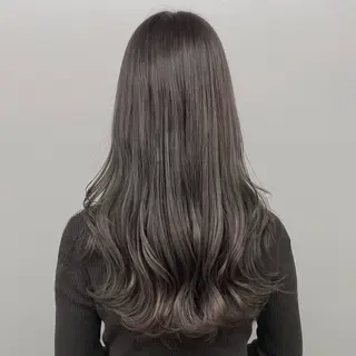 ロング グレージュ 透明感 ブリーチなし田島晃汰のヘアスタイル