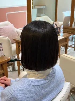 ショート 日野 初音のヘアスタイル