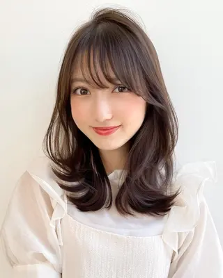 ミディアム カラー 宮本 聖希のヘアスタイル