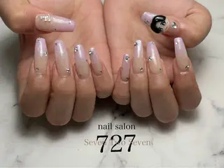 ネイル 727 nailのネイルデザイン