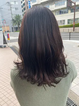 セミロング カラー 髪質改善 大内翔太のヘアスタイル