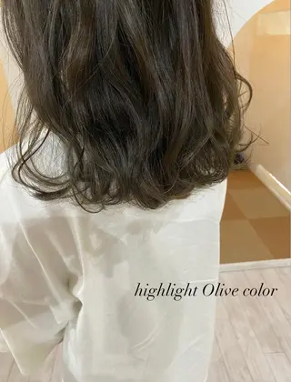 ミディアム カラー flen所属・𖤣𖥧𖥣𖥧田中 姫乃𖤣𖥧𖥣𖡡のヘアスタイル