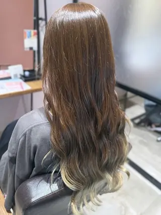 カラー 西原 愛紗のヘアスタイル