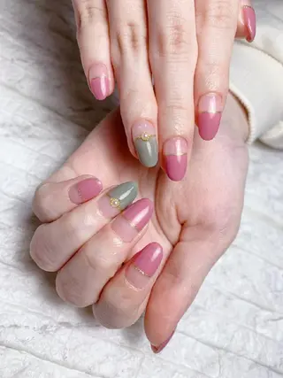 ネイル 佐藤 結衣のネイルデザイン