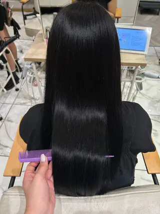 ロング カラー 暖色系ツヤカラー コトノ🫧のヘアスタイル