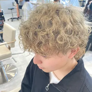 ショート 低ダメージ施術/ 🐮牛木 史裕🐮のヘアスタイル