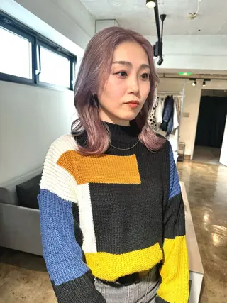 セミロング カラー etore 矢場町 南沙希のヘアスタイル