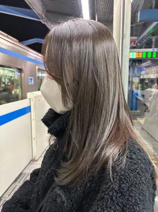 セミロング Ley  東戸塚店所属・カット無料募集中 💇🏼‍♀️風花のヘアスタイル