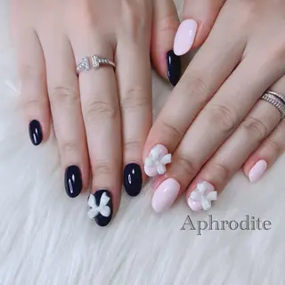 ネイル Aphrodite パラジェル認定サロンのネイルデザイン