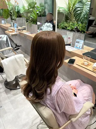 ロング 米田 穂乃花のヘアスタイル