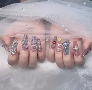 ネイル Hin Nail Osaka所属・Hin Nailsのネイルデザイン