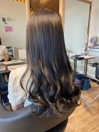 ロング カラー 関口 友行のヘアスタイル