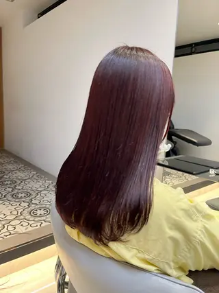 セミロング カラー カジュアルを女っぽく 𝗮𝘆𝗮𝗰𝗼のヘアスタイル