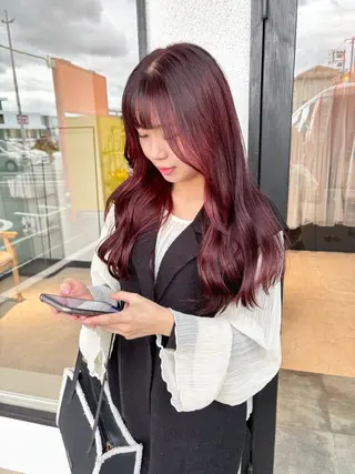 ロング カラー 藤井 貴美子のヘアスタイル