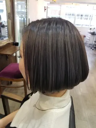 ショート カラー bathair  所属・bathair 持田侑祐のヘアスタイル