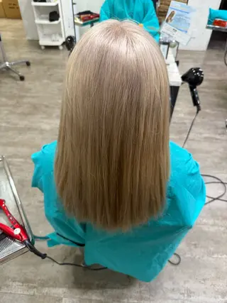 ロング prize Iris池袋東口所属・レイヤーカットモデル 募集🫧采夏のヘアスタイル