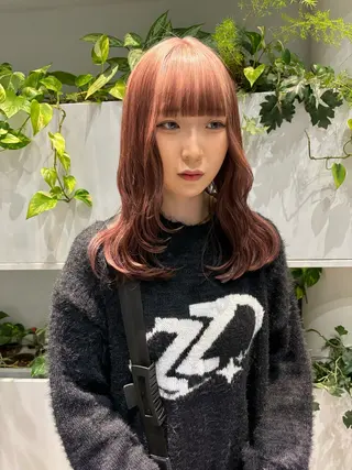 セミロング カラー くさかみさき🌼暖色 /耳つぼ/オタク🌼のヘアスタイル
