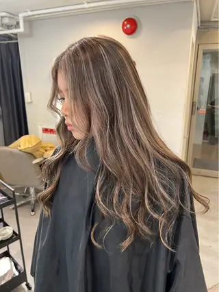 ロング カラー ROBIN所属・指名数No.1 /NAOYAのヘアスタイル