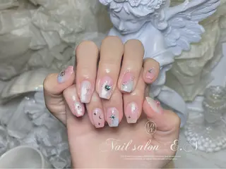 ネイル E.N🦋 長さ出し/持ち込みのネイルデザイン