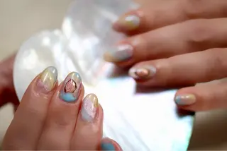 ネイル ママリンド　志村坂上店所属・しみ えんのネイルデザイン