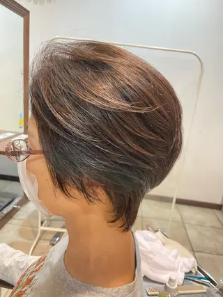 ショート 吉田 桃夏のヘアスタイル