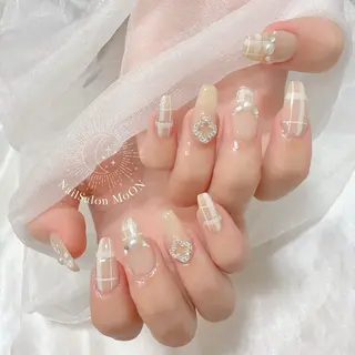 ネイル MoON...❤︎ MeGuのネイルデザイン