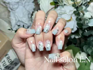 ネイル E.N🦋 長さ出し/持ち込みのネイルデザイン