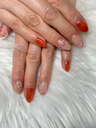 ネイル オーロラ所属・YUI nailのネイルデザイン