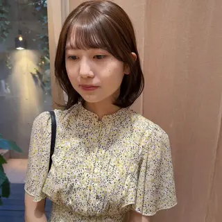 ミディアム パーマ 大橋 芽衣のヘアスタイル