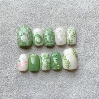 ネイル atelier　FIORITURA所属・FIORITURA aiのネイルデザイン