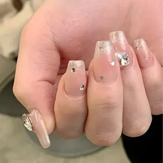 ネイル アトリエ　ミモザ所属・いまむら あかりのネイルデザイン