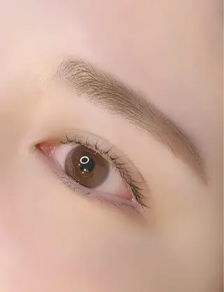 アイブロウ fors所属・藤 すずの眉毛・アイブロウイメージ