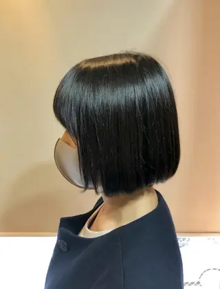 ショート レイヤー/韓国 ハイトーン興津史弥のヘアスタイル