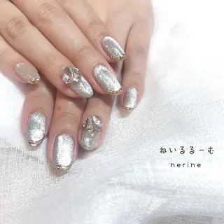 ネイル NAILST Naomiのネイルデザイン
