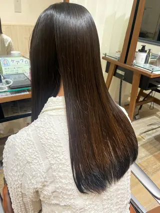 カラー 菊地 美悠のヘアスタイル